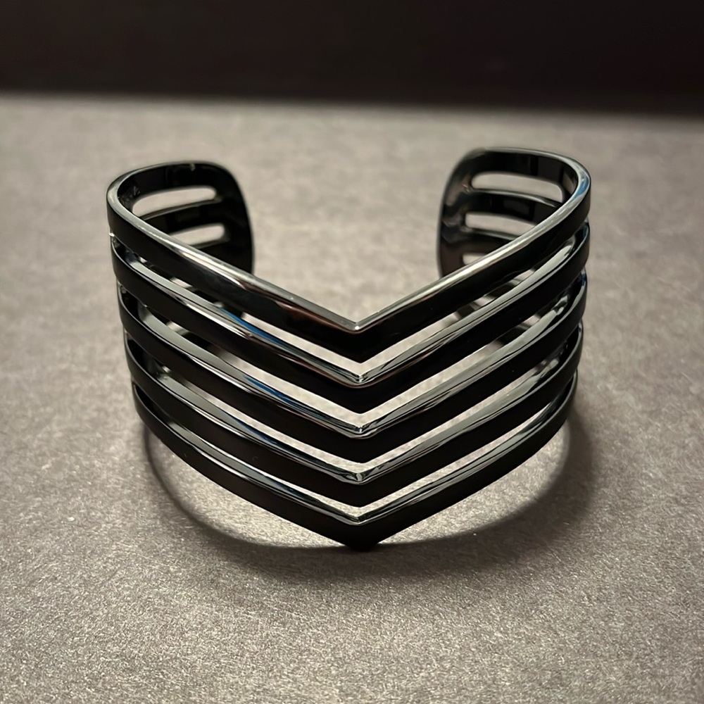 Paige Novick Isabelle Pointed Gunmetal Cuff